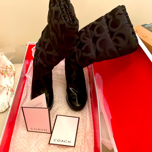 Coach black Loryn boots - Picture 1 of 8